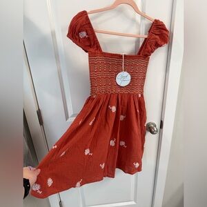 NWT Sz Small Cloud Ten dress